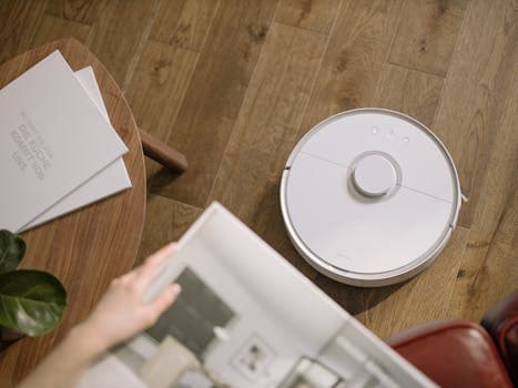SmartHomeTechHubs New Robot Vacuums: Smaller, Stronger, and More Affordable