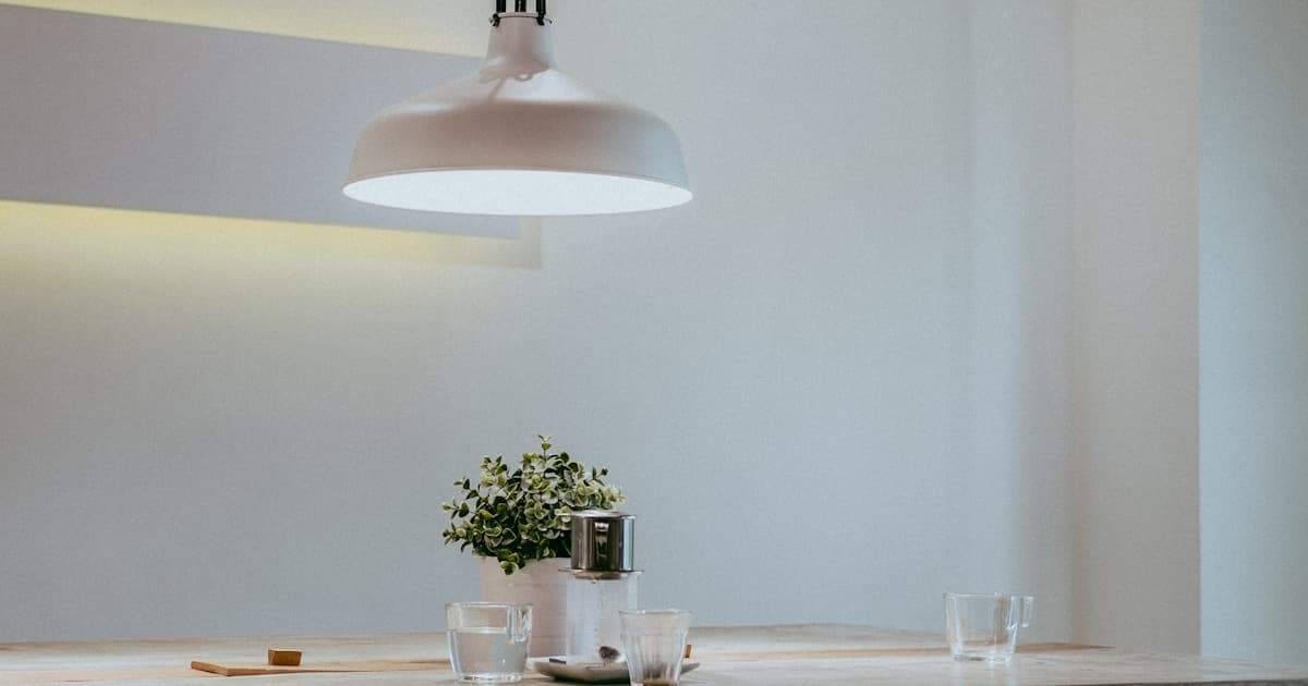 Smart Light Bulb Energy Costs: LED vs Incandescent in 2026