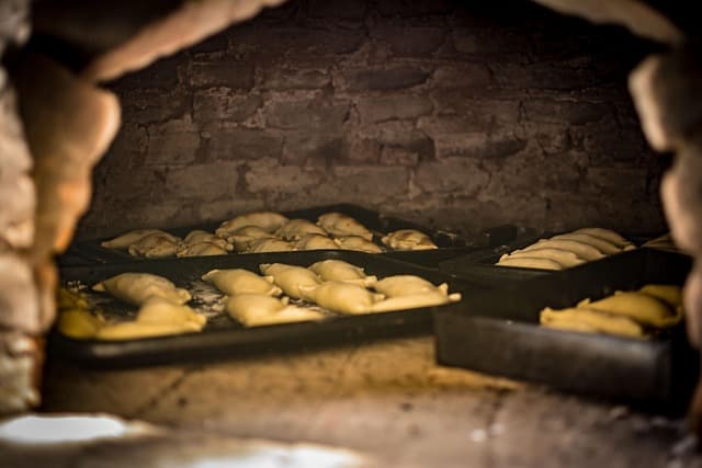 The Intelligent Oven Revolution: Smart Cooking Appliances That Transform Your Kitchen in 2026