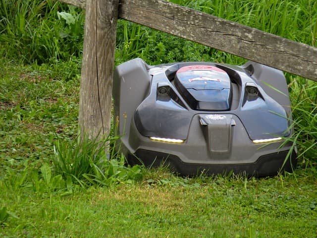 The Ultimate Guide to Automatic Lawn Mowers: Top Picks for 2026