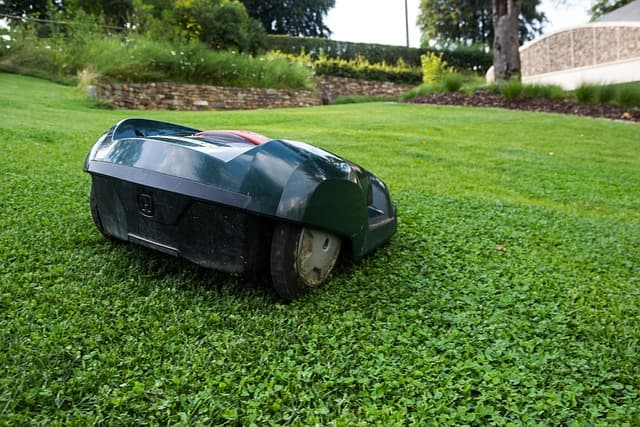 The Ultimate Guide to Smart Robot Lawn Mowers: Top Picks for 2026