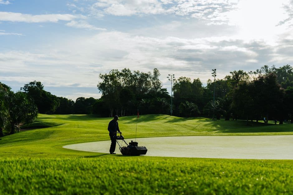 The Smart Lawn Revolution: How AI-Powered Mowers Are Redefining Yard Maintenance in 2026